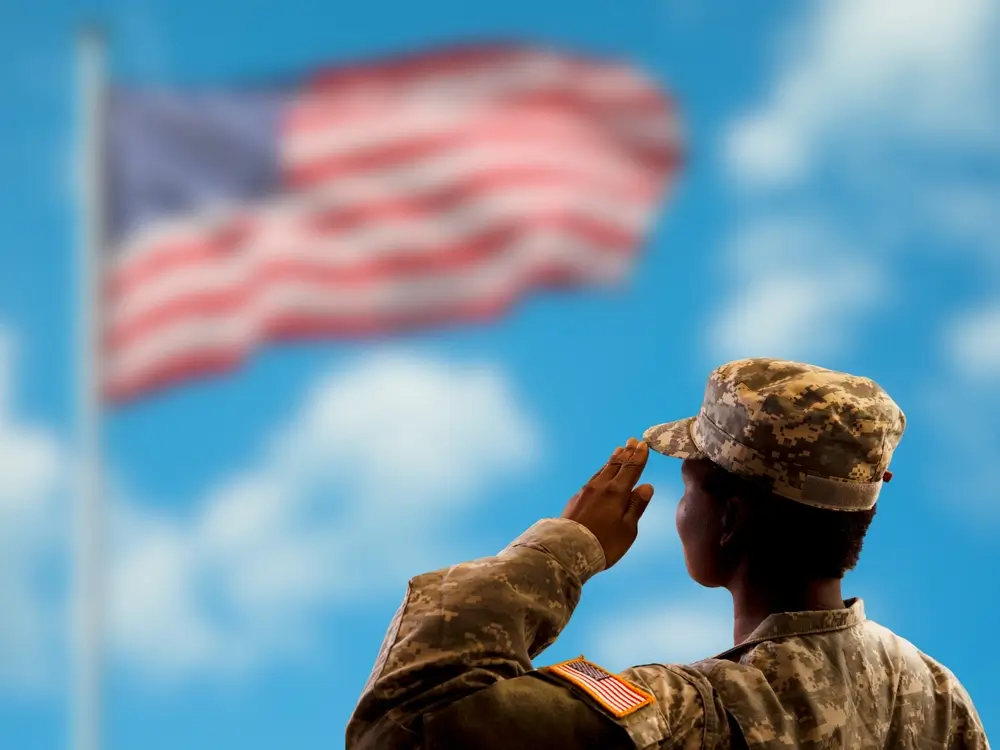 Military resume writing main section image