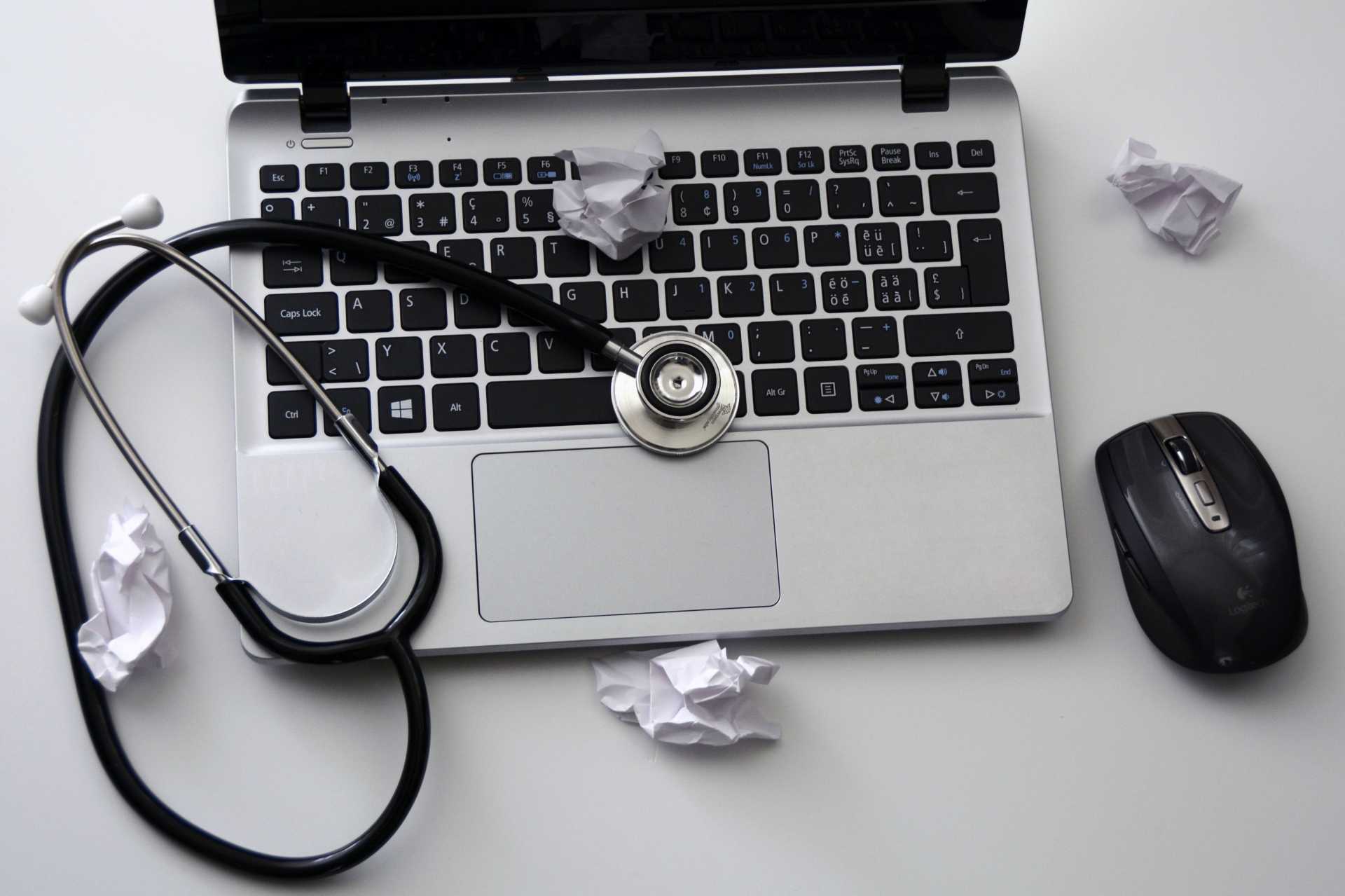 Essential tips for writing medical resume for healthcare industry