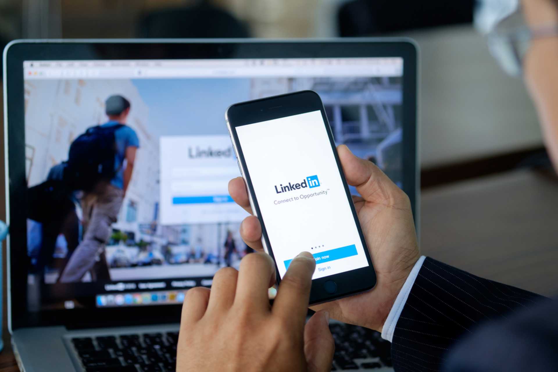 Master LinkedIn Networking: Boost Your Connections